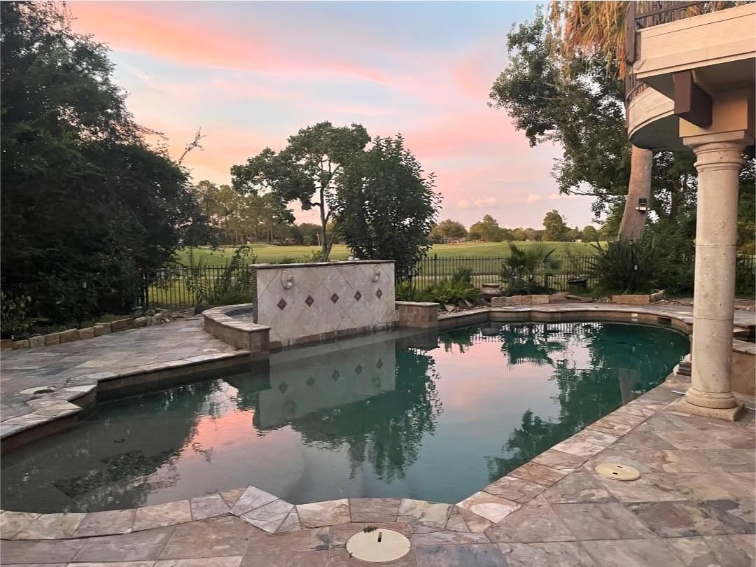 2122 Firestone Court