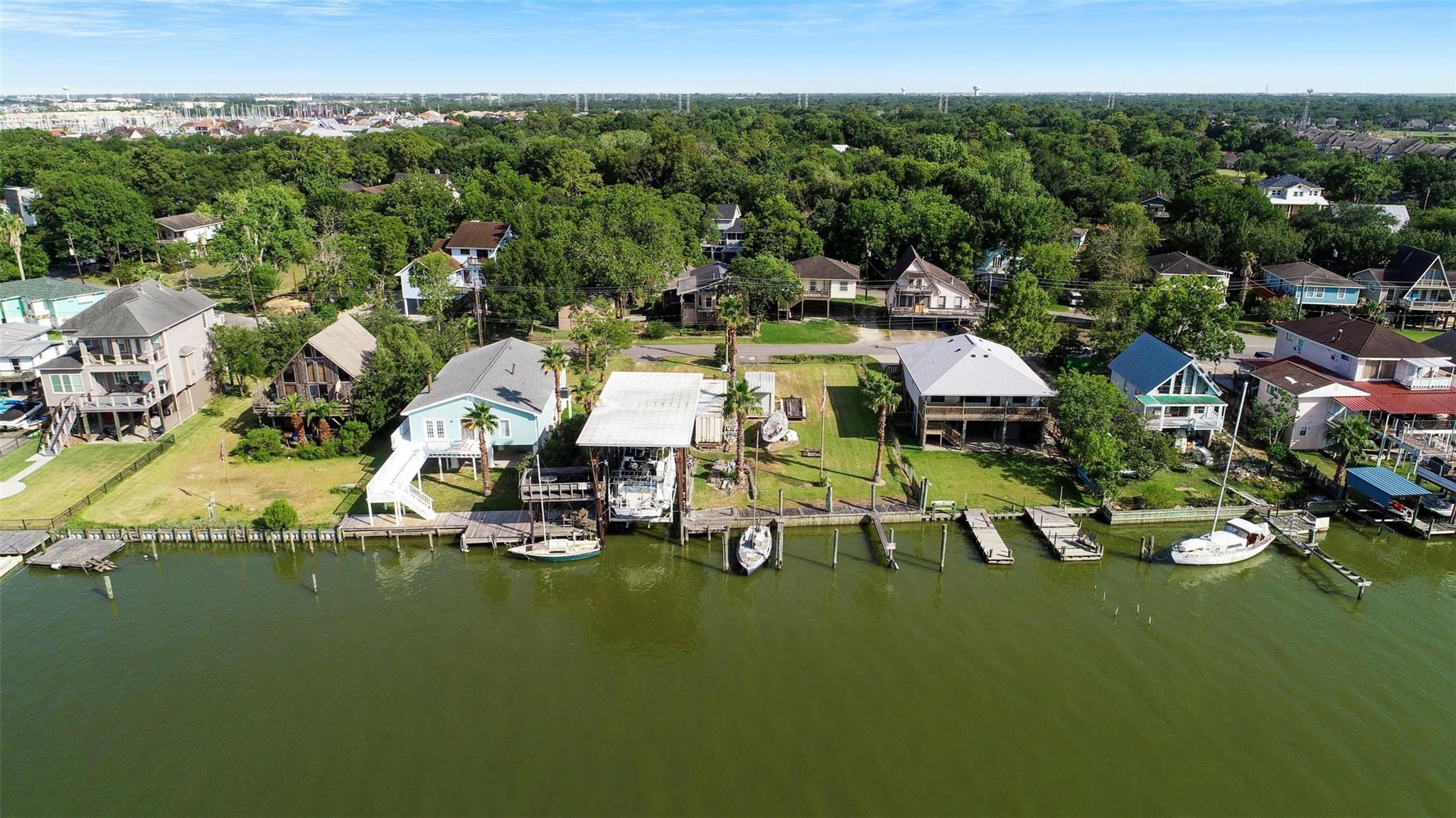 2130 Cove Park Drive