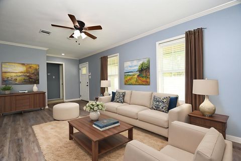 Photo of 714 Horncastle Street, Channelview, TX 77530 (MLS # 15311883) Photo of 714 Horncastle Street, Channelview, TX 77530 (MLS # 15311883)