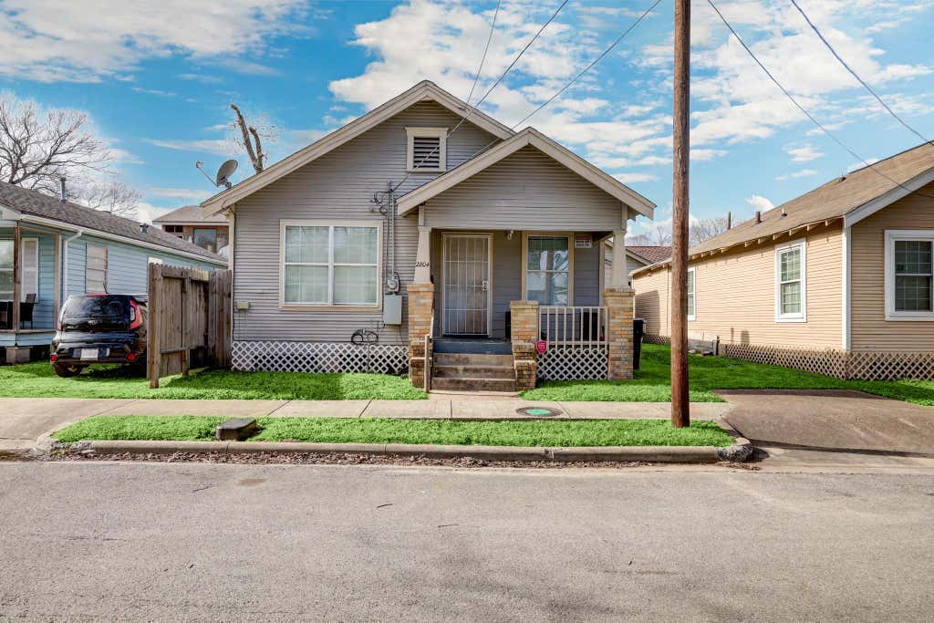 Photo of 2804 Netleton St St, Houston, TX 77004 (MLS # 25037045)