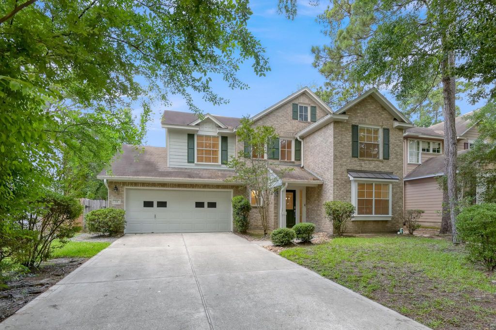 Photo of 34 S Willow Point Circle, The Woodlands, TX 77382 (MLS # 84351865)