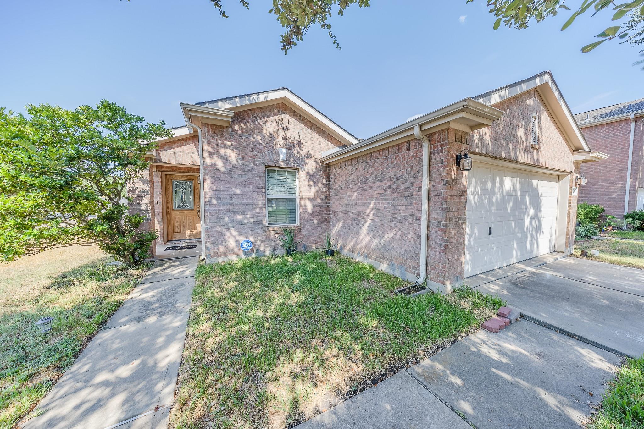 6503 Warfield Lane
