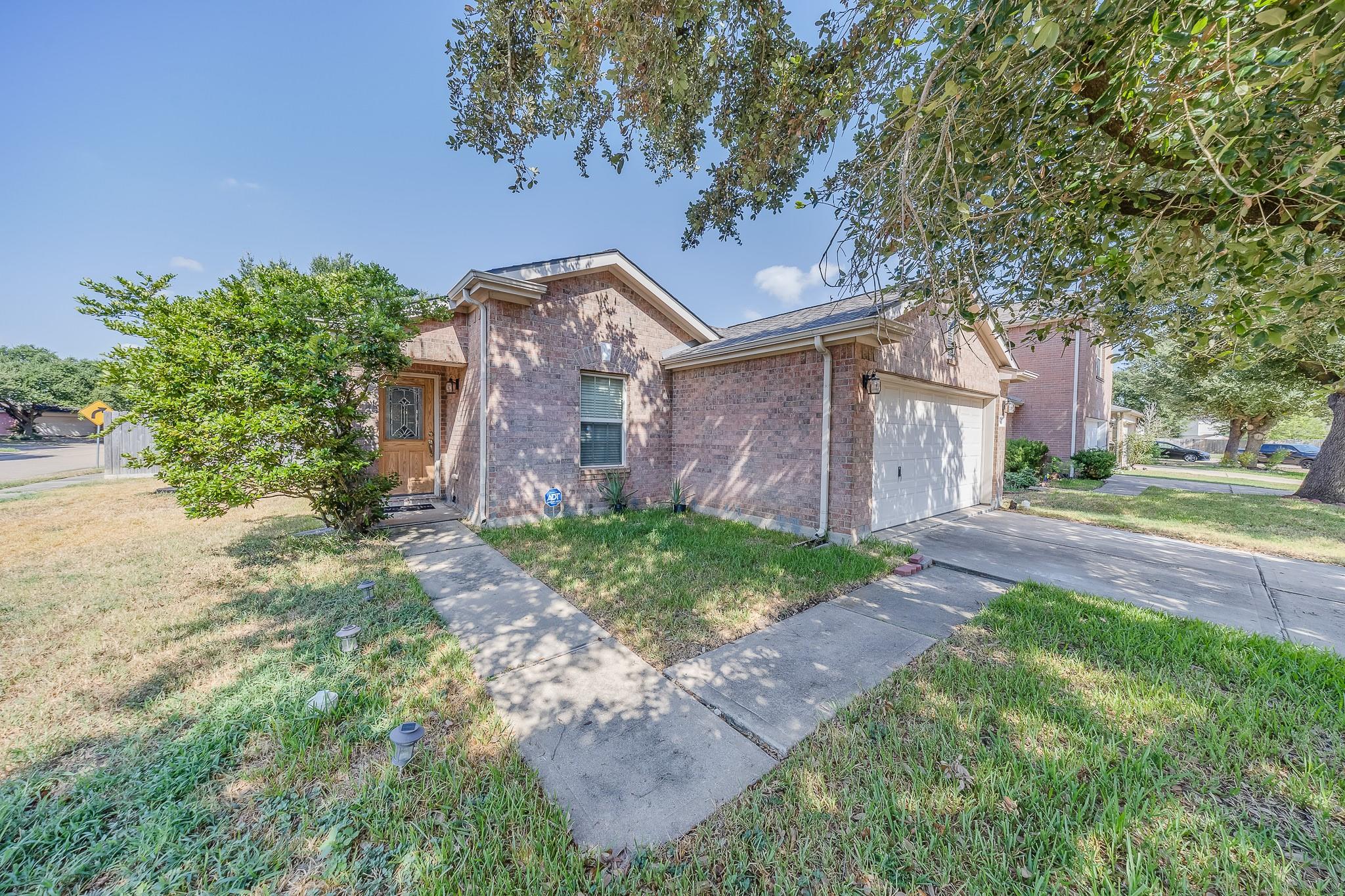 6503 Warfield Lane