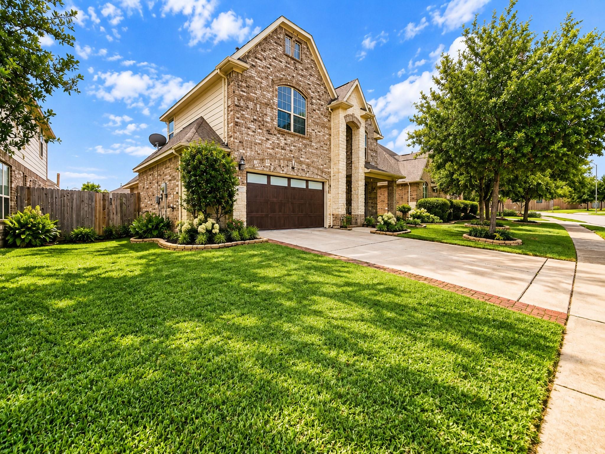 8410 Misty Mountain Trail Lane