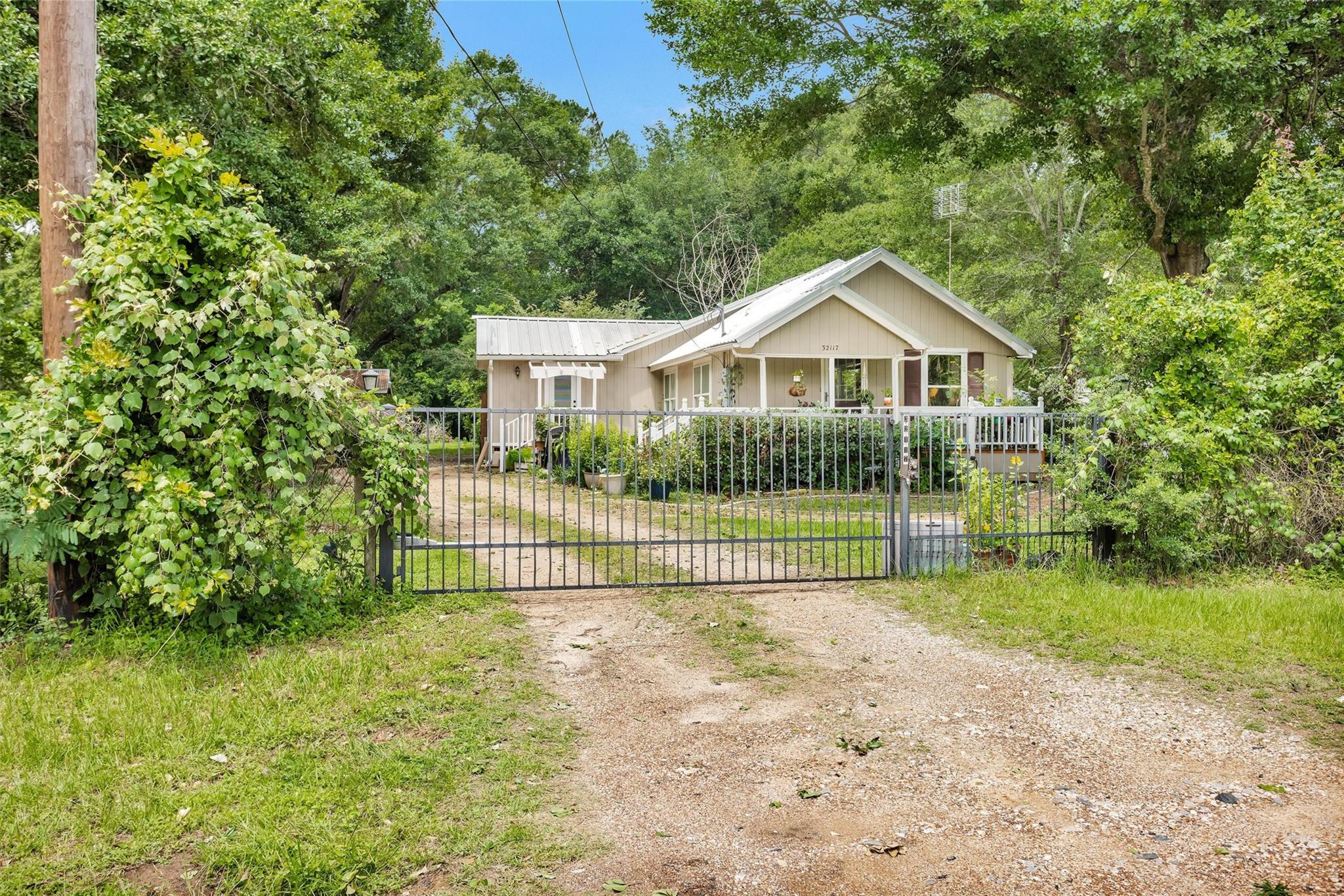 32117 Old Hempstead Road