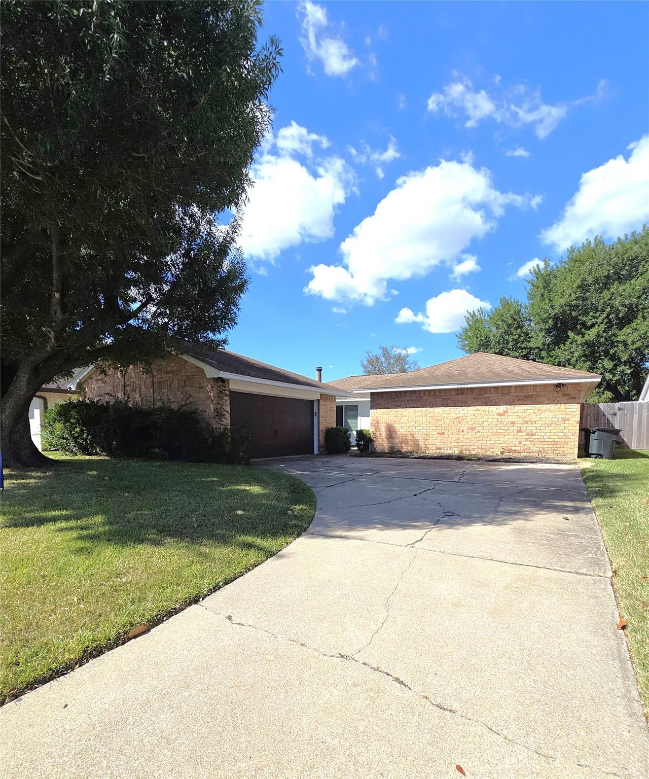 9807 Rocky Hollow Road