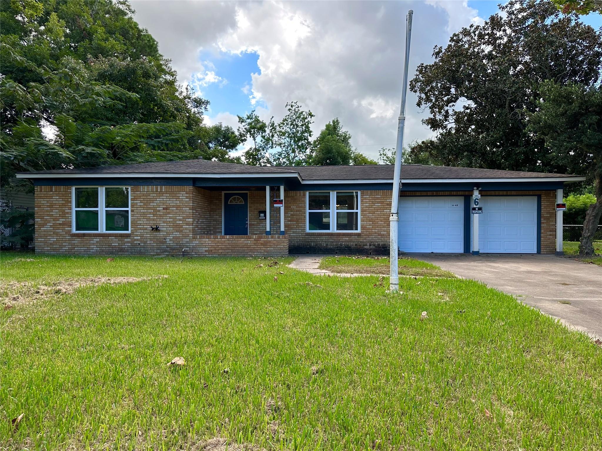 6 Southlawn Circle