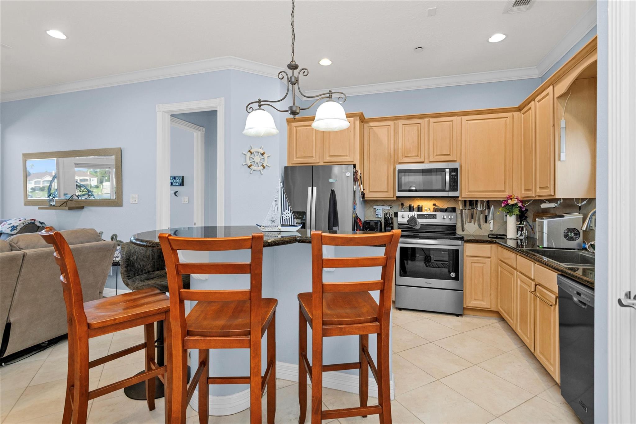 168 Lake Point Boulevard B101