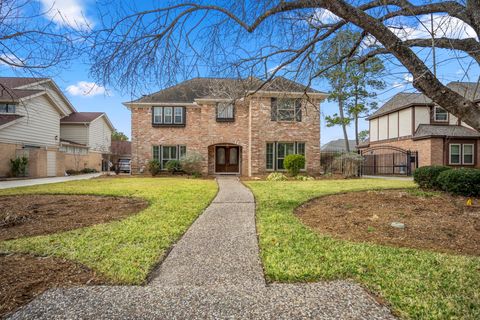 Photo of 16611 Brenton Oaks Drive, Spring, TX 77379 (MLS # 97098627)