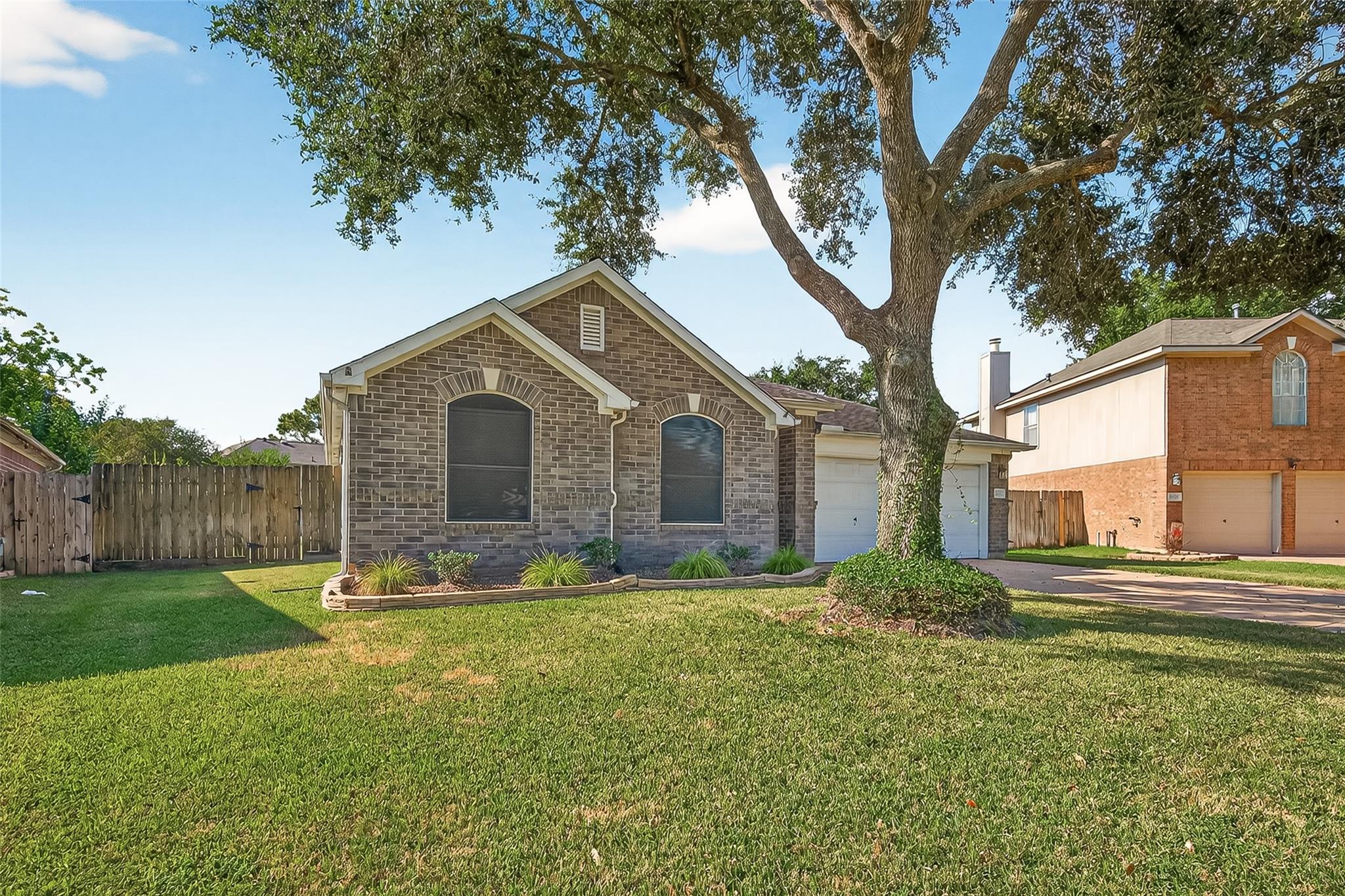 20811 Silk Oak Court