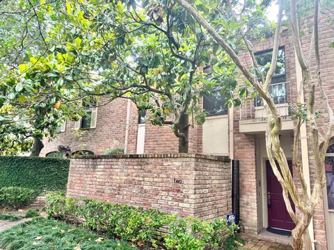 Photo of 2323 Bering Drive #2, Houston, TX 77057 (MLS # 95507810)