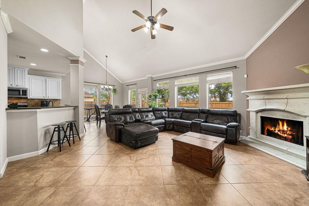 Photo of 2530 Cezanne Circle, Missouri City, TX 77459 (MLS # 44355866)