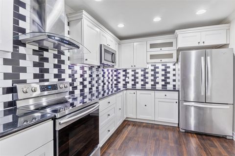 Photo of 1918 Crestdale Drive, Houston, TX 77080 (MLS # 31710066)