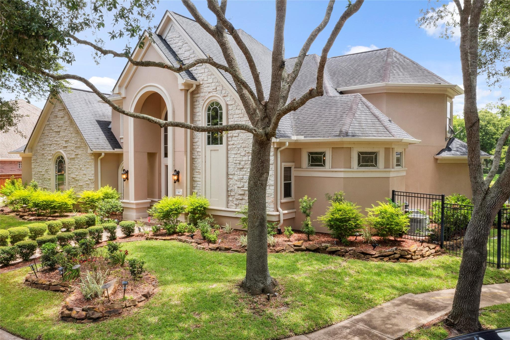 14 Sullivans Landing