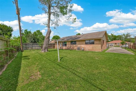 Tiny photo for 5707 Trafalgar Drive, Houston, TX 77085 (MLS # 82736568)