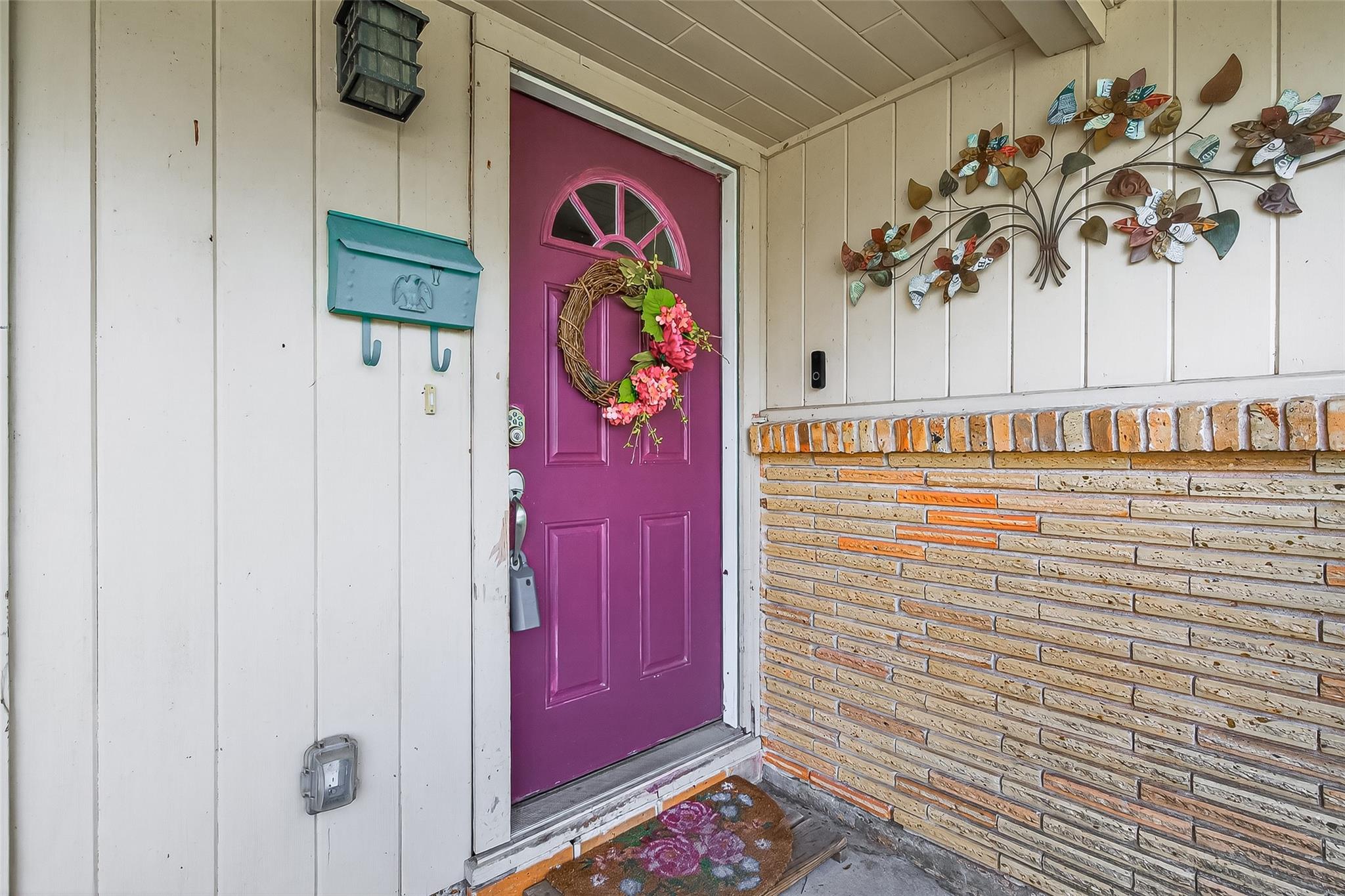 2805 Woodlawn Street