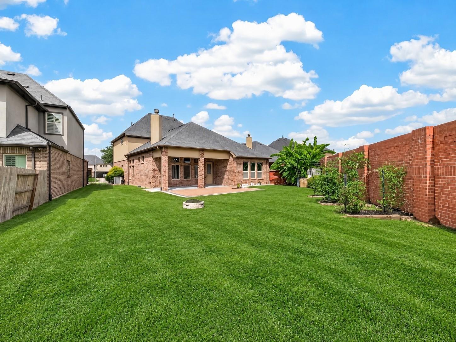 5247 Pickford Grove