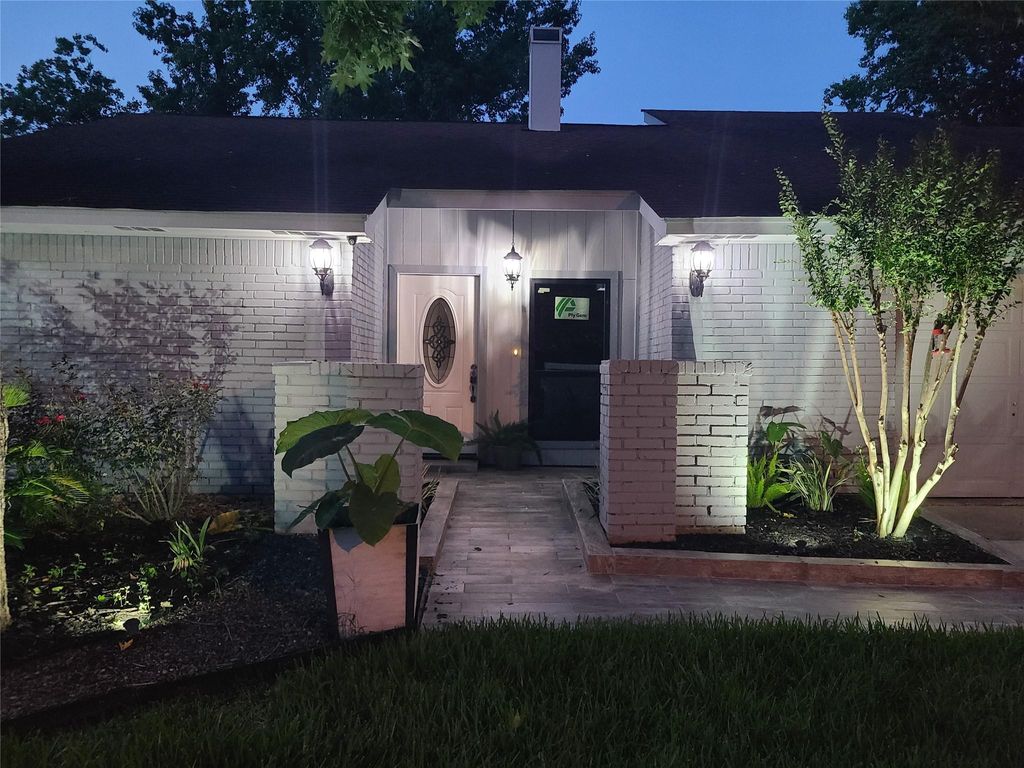 Photo of 17434 Crows Nest Way Way, Crosby, TX 77532 (MLS # 60621780)