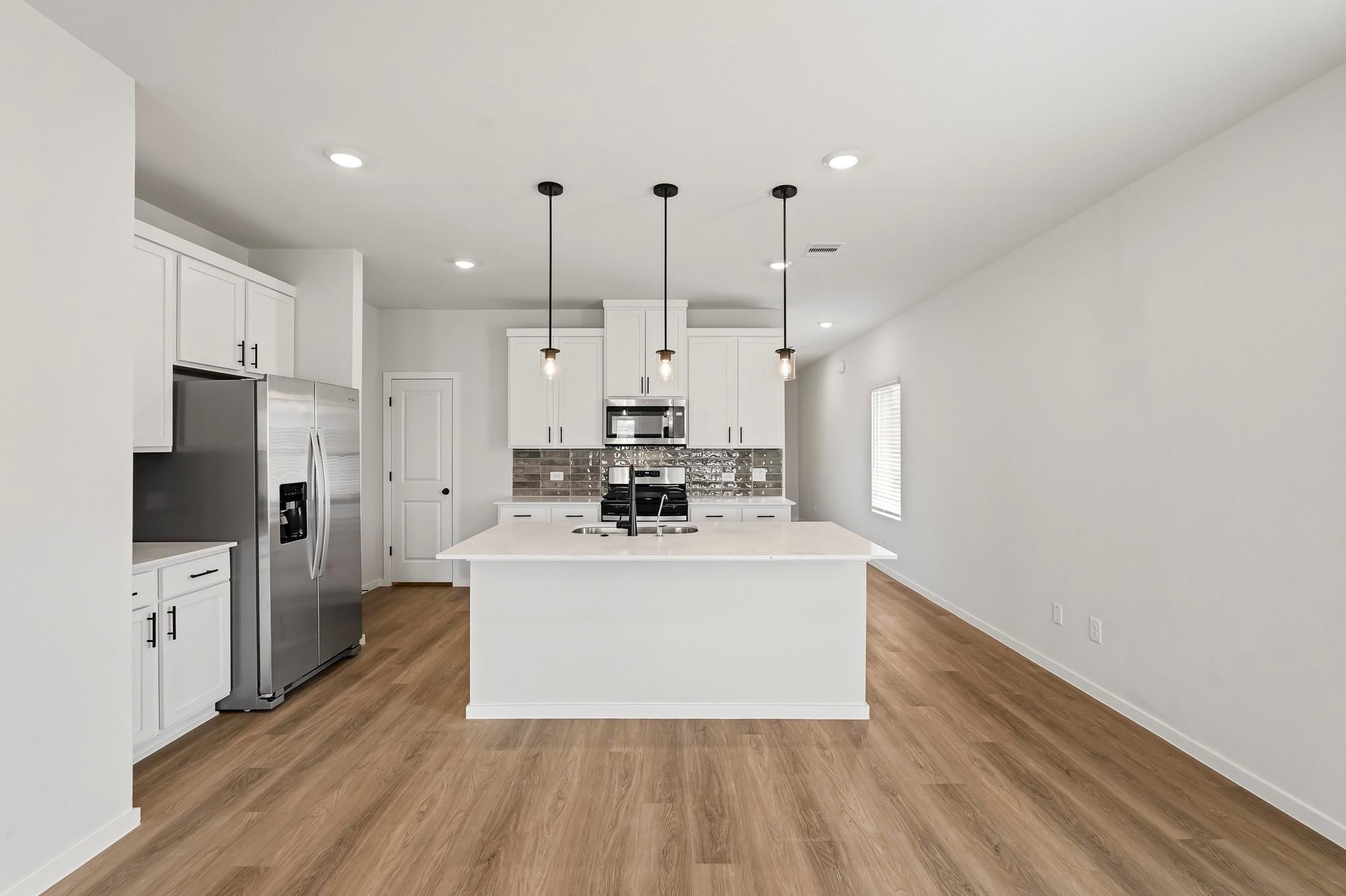 21742 Piazza Maggiore Lane