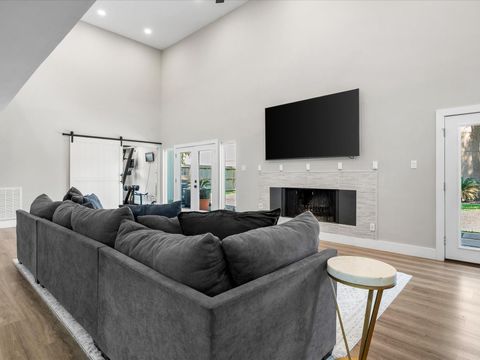 Tiny photo for 8202 Argentina Street, Jersey Village, TX 77040 (MLS # 76184007)