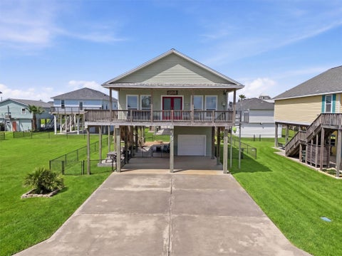 Homes For Sale - 4126 Grayson Dr<br/> Galveston, TX 77554