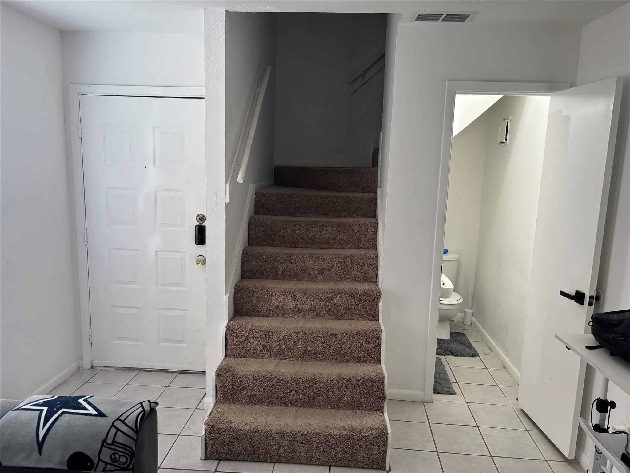 521 Ferguson Street 4