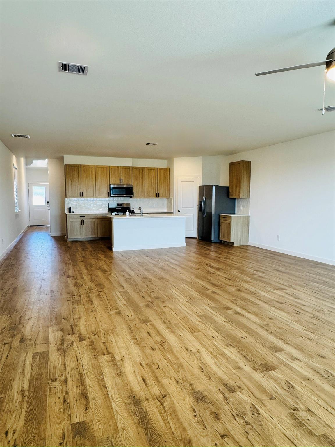 3511 Blackbird Ln