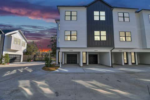 Photo of 2008 Laverne Hollow Lane #B, Houston, TX 77080 (MLS # 89301643)
