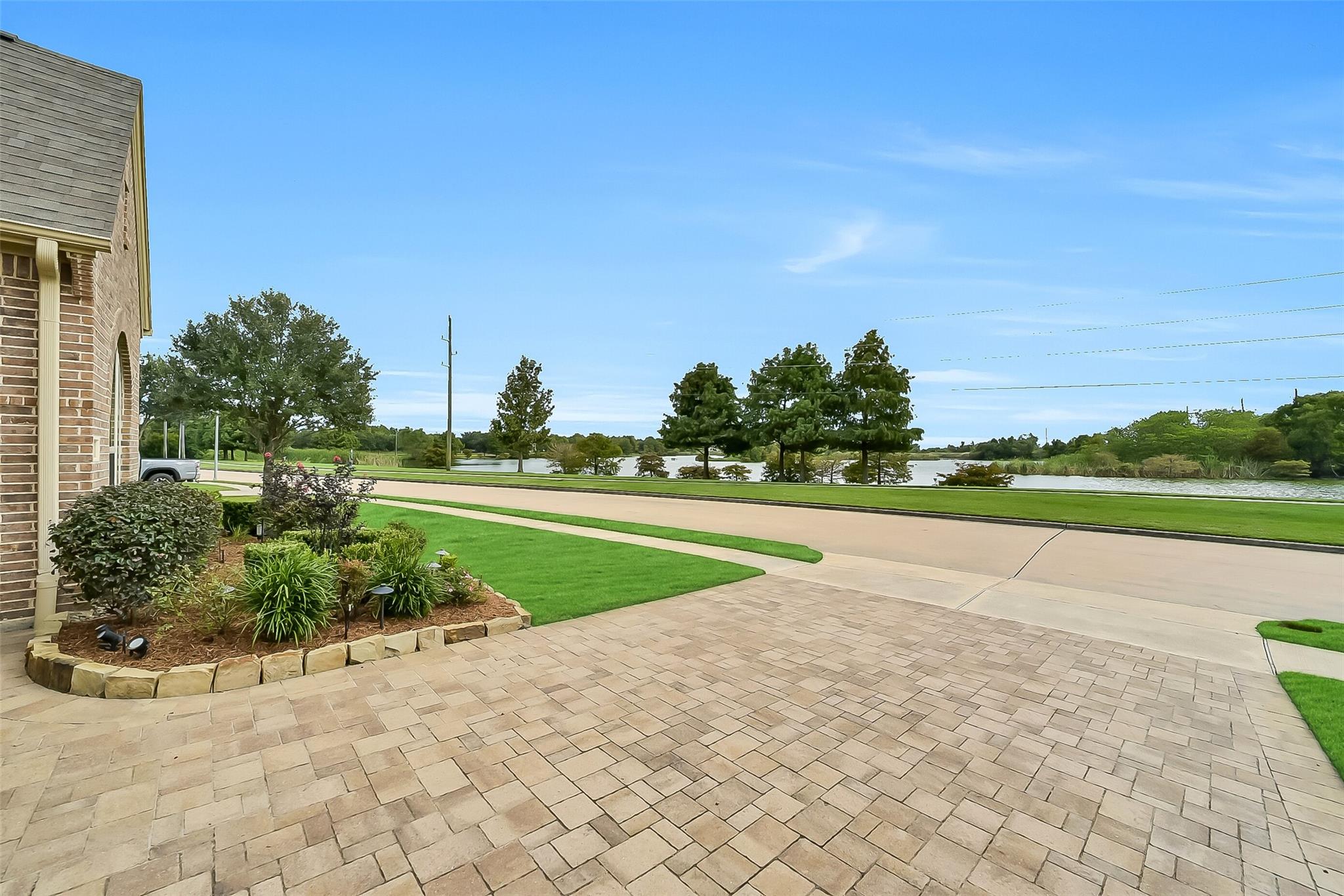 22 Cottage Glen Lane