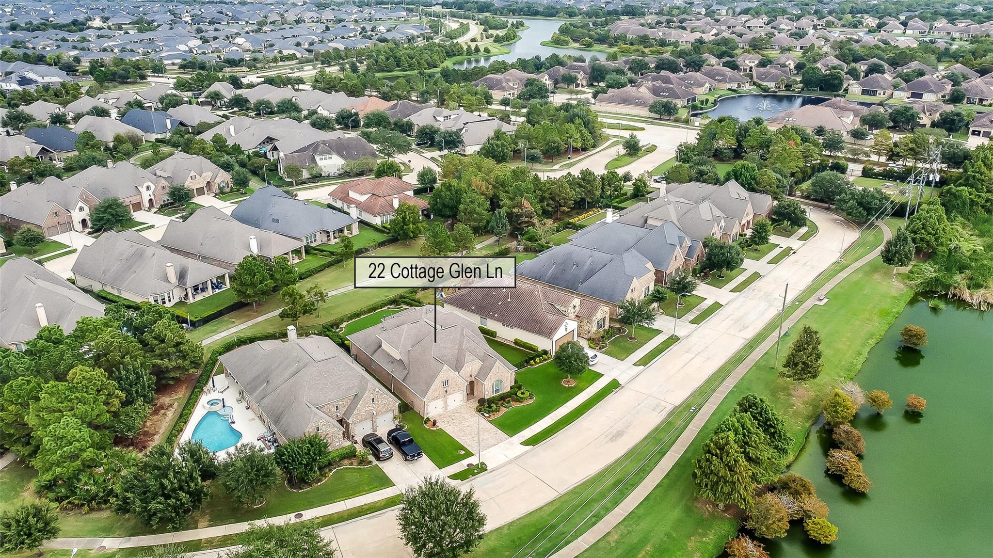 22 Cottage Glen Lane