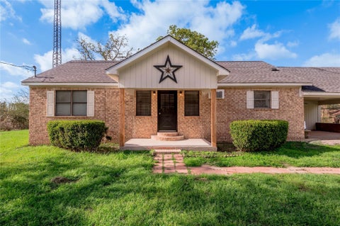 Photo of 2155 W Us Highway 287, Groveton, TX 75845 (MLS # 27748610)