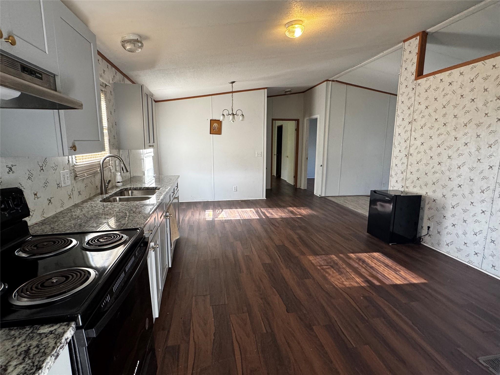 15930 Boss Gaston Road