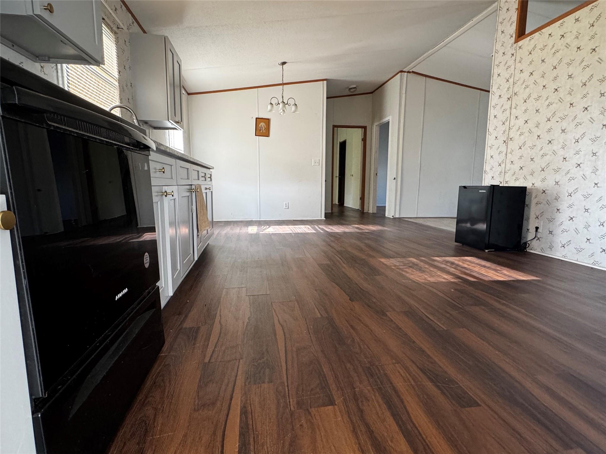 15930 Boss Gaston Road