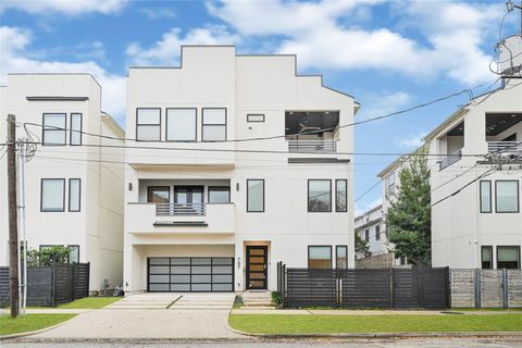 Photo of 707 W Clay Street, Houston, TX 77019 (MLS # 5338433)