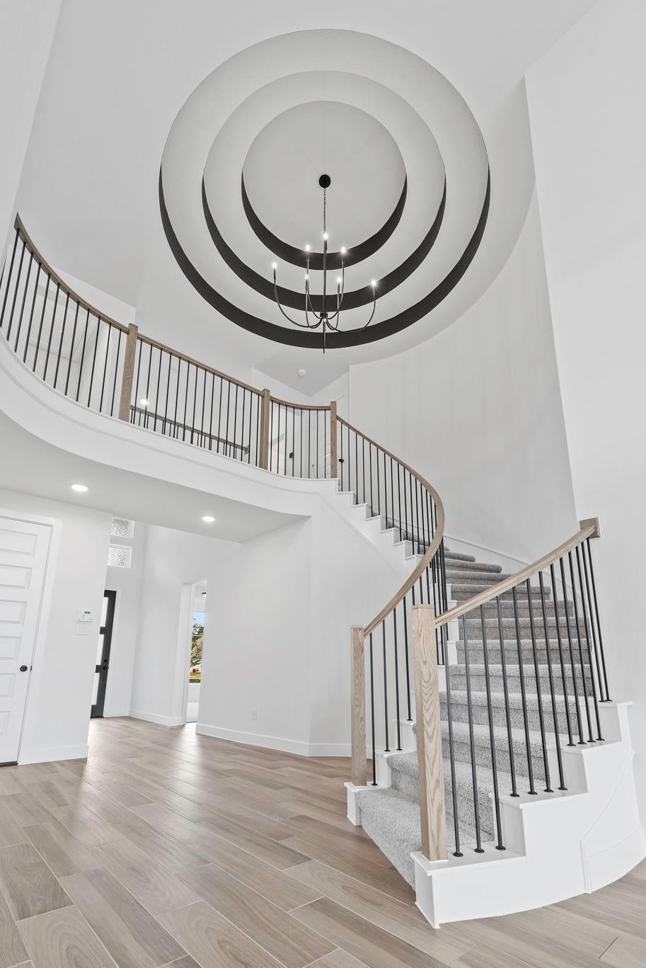 28705 Escarpment Trail