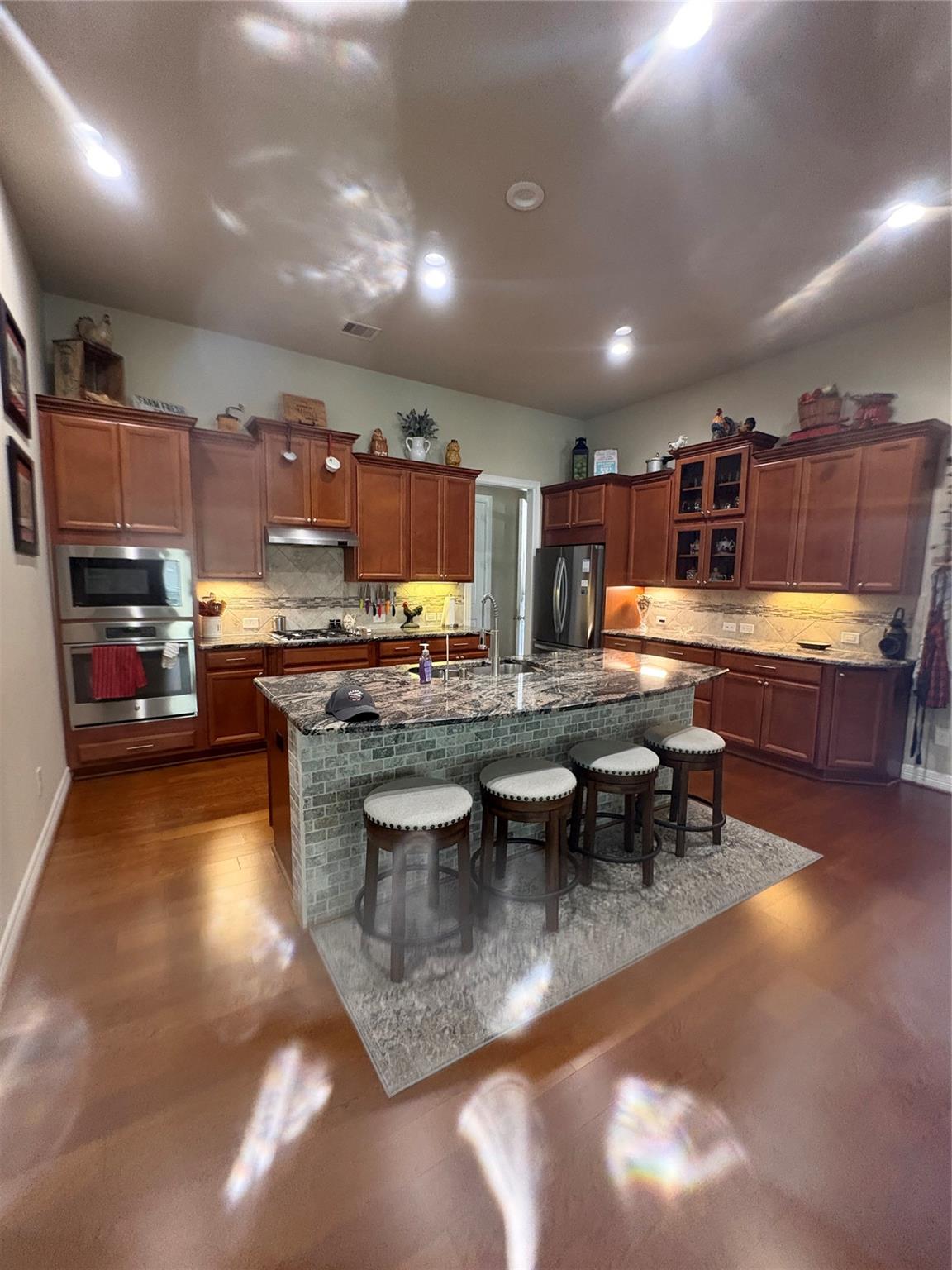 2110 Nogalas Lane