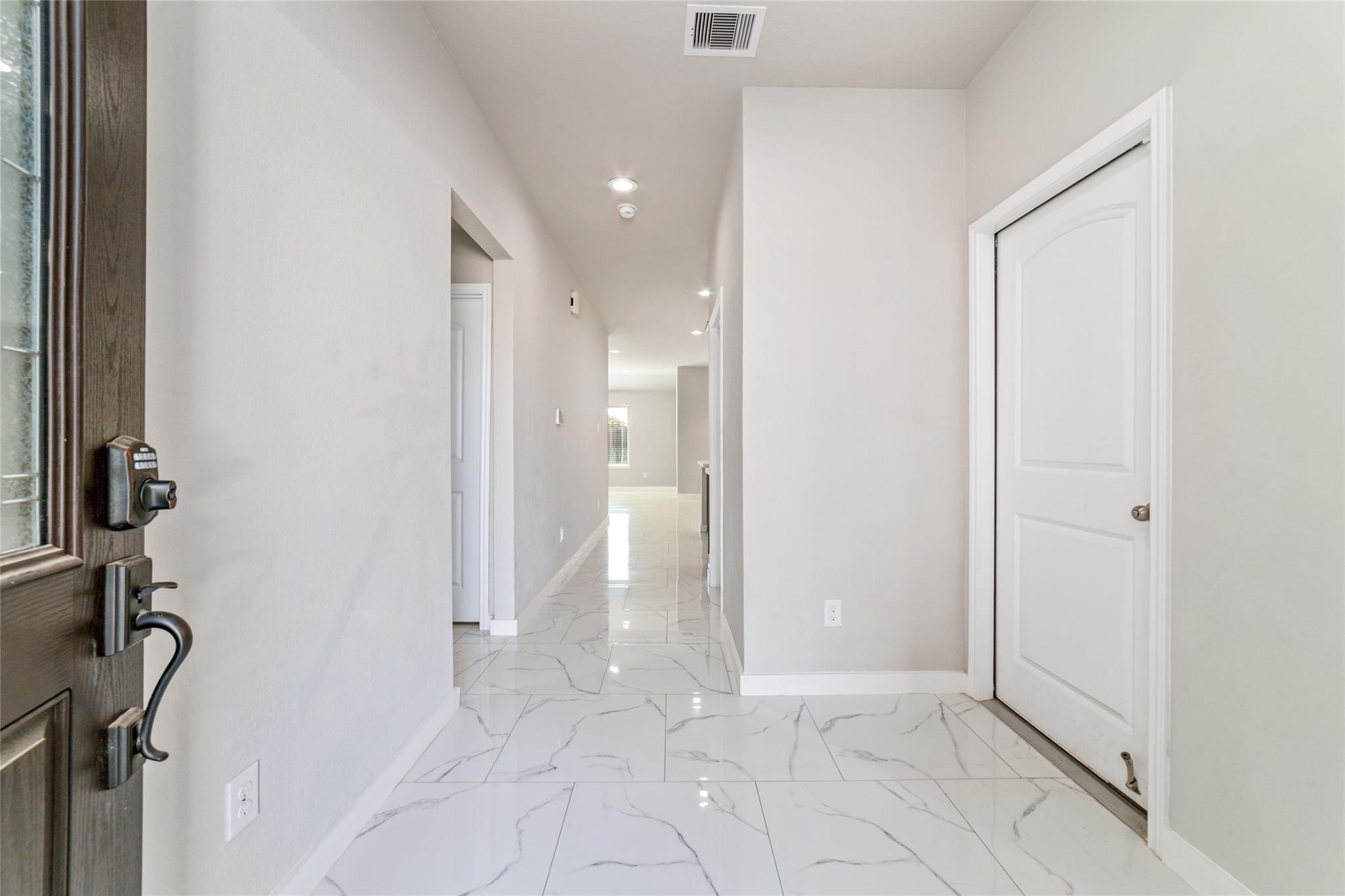 5502 Creekside Ridge Trail