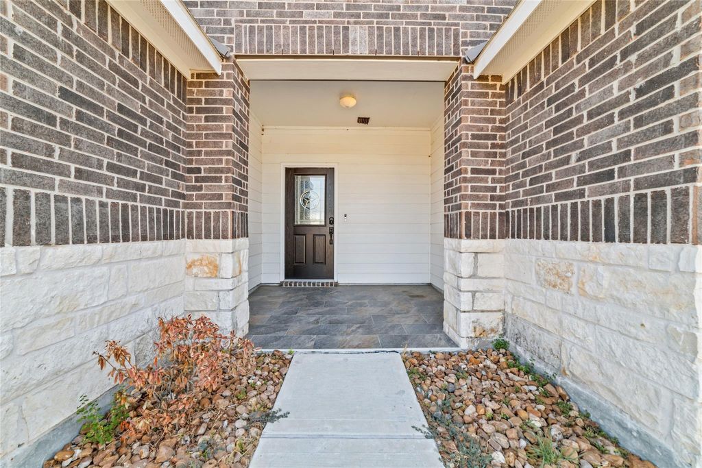 Photo of 5502 Creekside Ridge Trail, Katy, TX 77449 (MLS # 72668368)