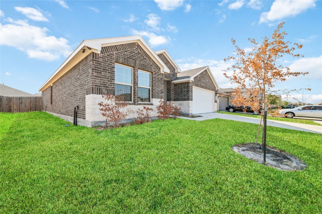 Photo of 5502 Creekside Ridge Trail, Katy, TX 77449 (MLS # 72668368)