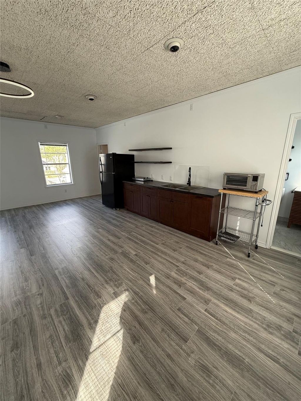 Photo of 618 E 16th Street, Houston, TX 77008 (MLS # 78842210)