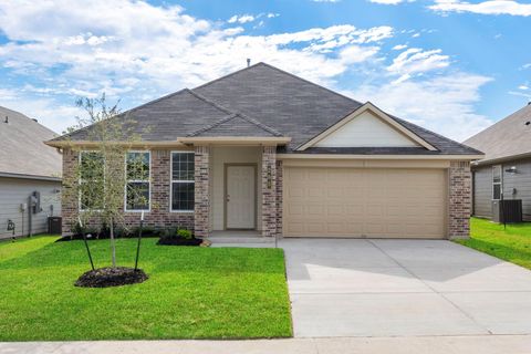 Photo of 205 New Dawn Trail, Huntsville, TX 77320 (MLS # 58919644)