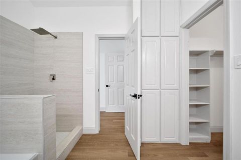 Tiny photo for 2 Wintergreen Trail, The Woodlands, TX 77382 (MLS # 83304983)