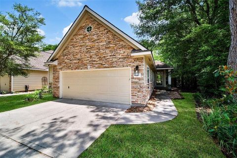 Tiny photo for 2 Wintergreen Trail, The Woodlands, TX 77382 (MLS # 83304983)