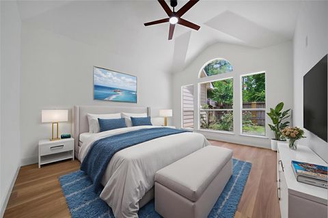 Tiny photo for 2 Wintergreen Trail, The Woodlands, TX 77382 (MLS # 83304983)