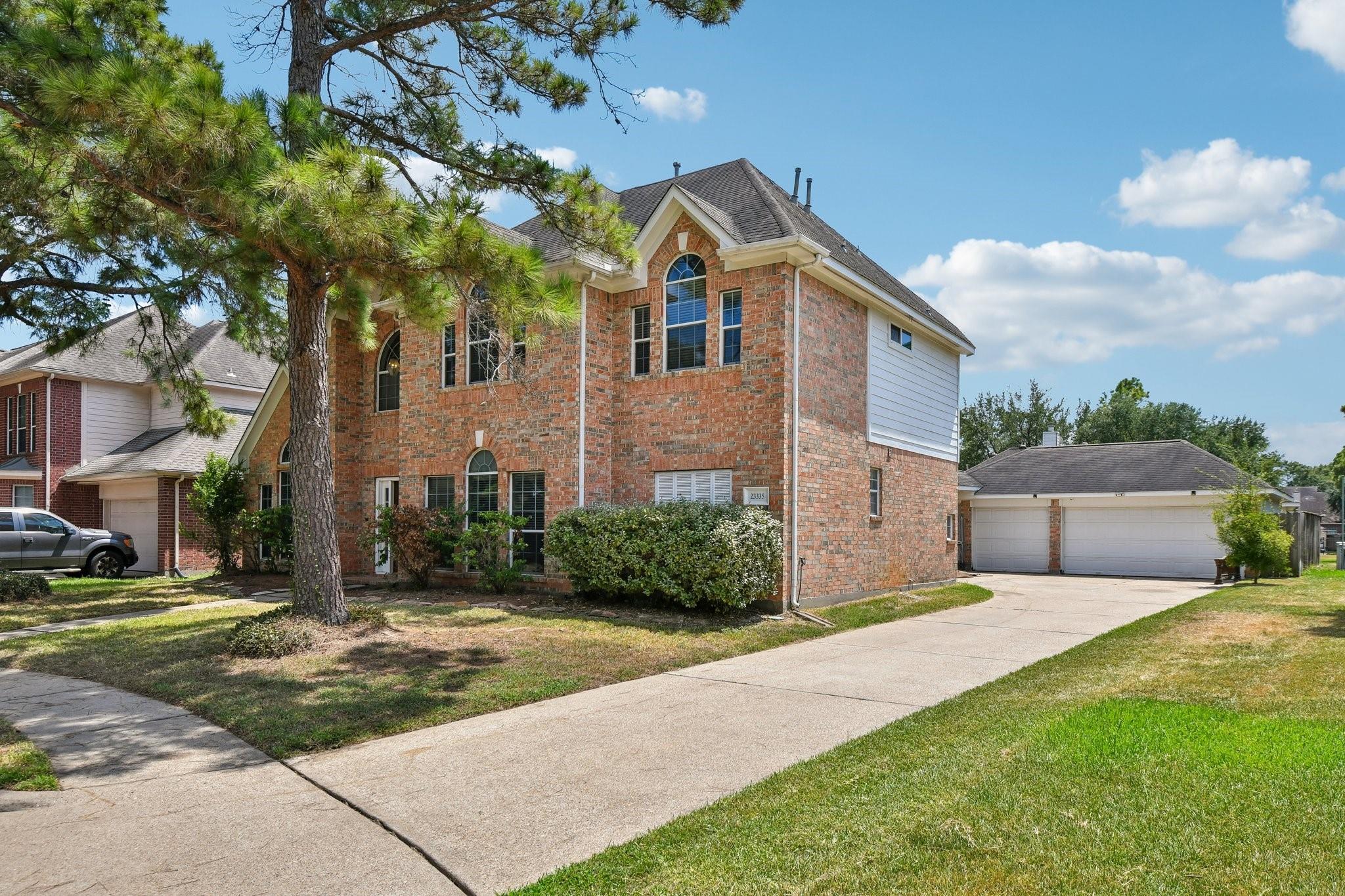 23335 Dunhill Court