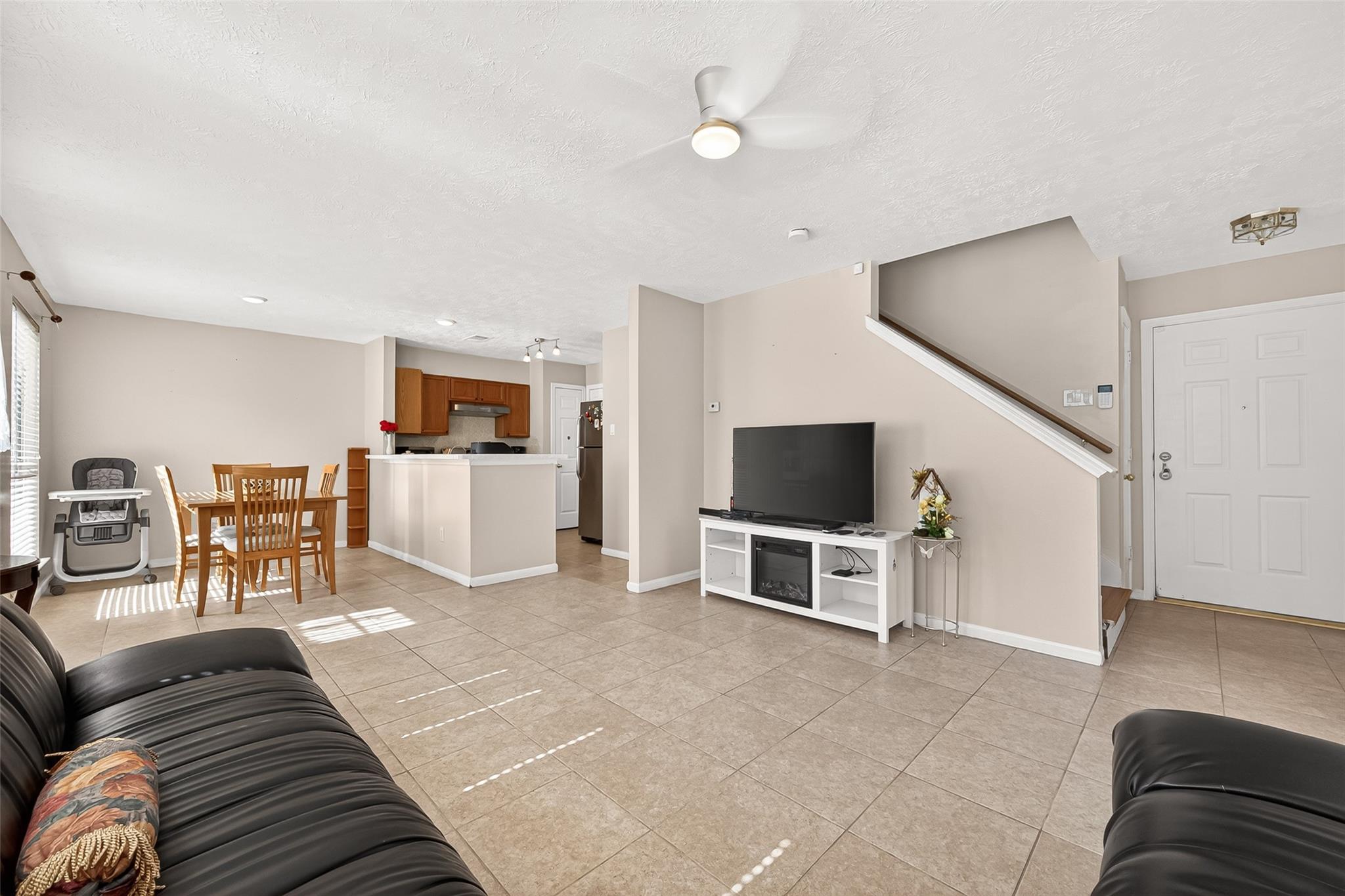 4618 Hawk Meadow Drive