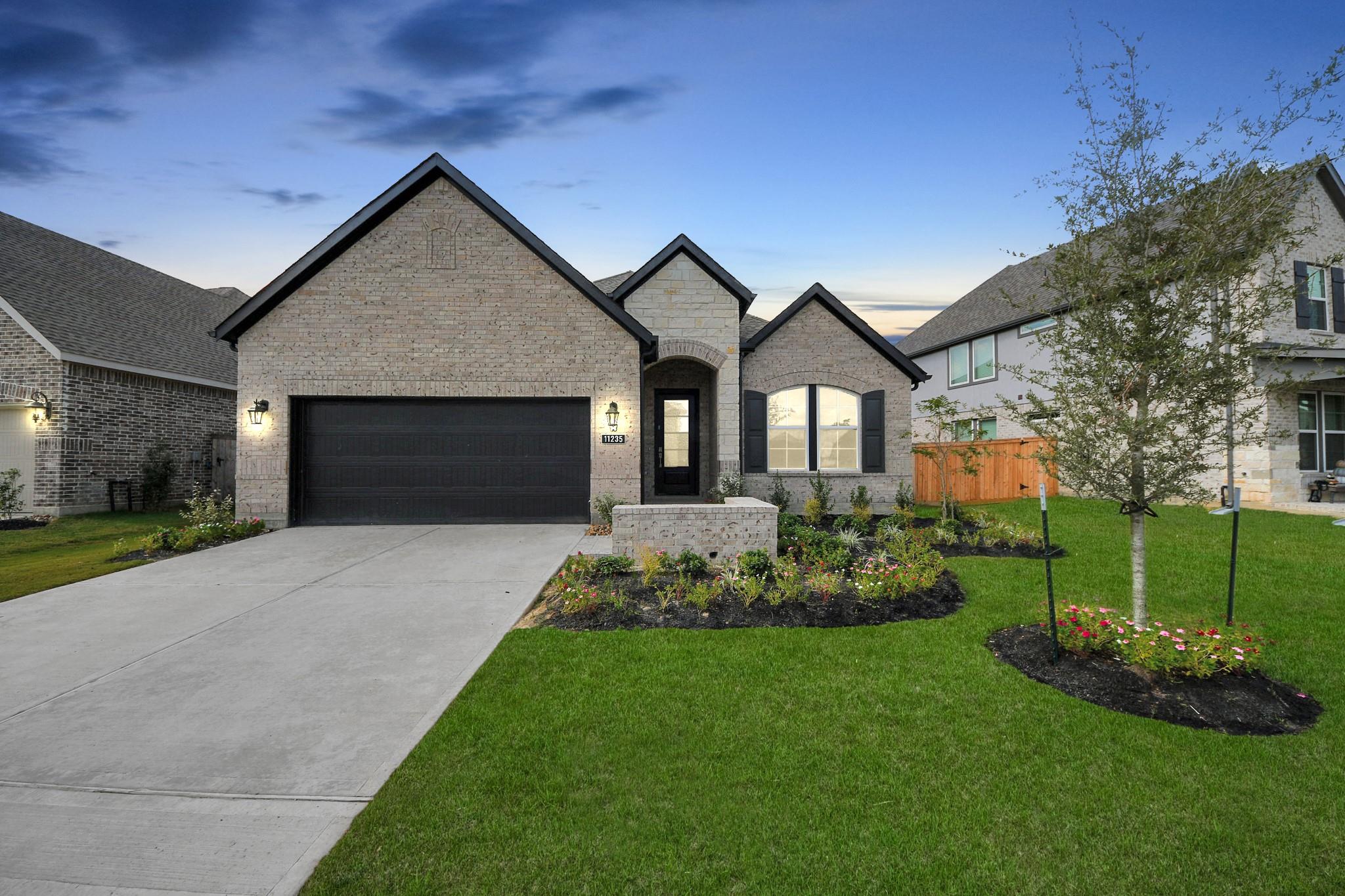 11235 Tropical Forest Way