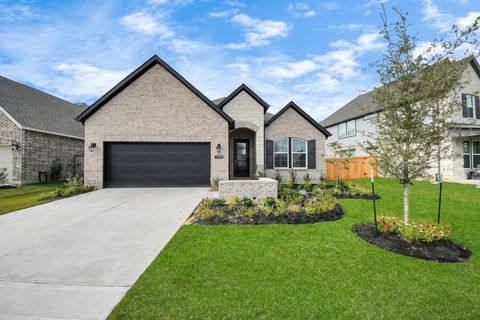 Photo of 11235 Tropical Forest Way, Cypress, TX 77433 (MLS # 46606304)