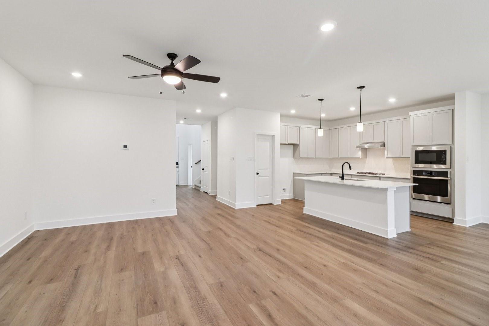 1110 Big Longhorn Lane