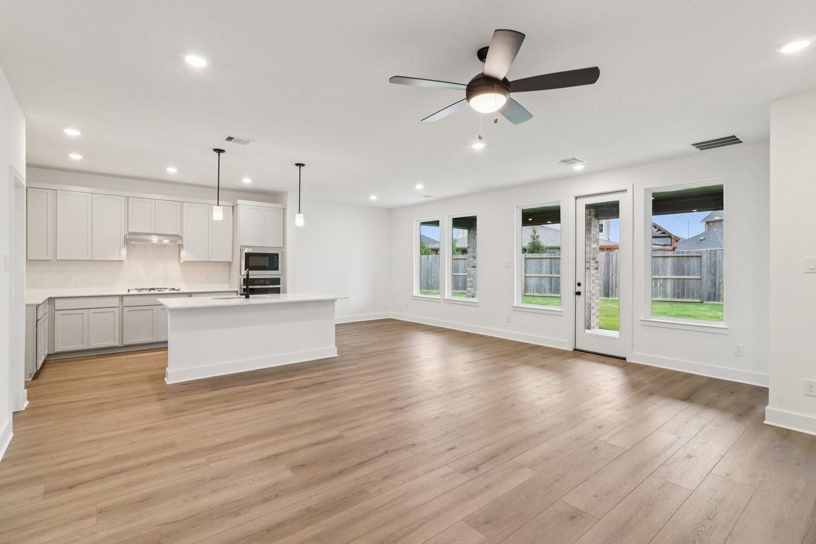 1110 Big Longhorn Lane